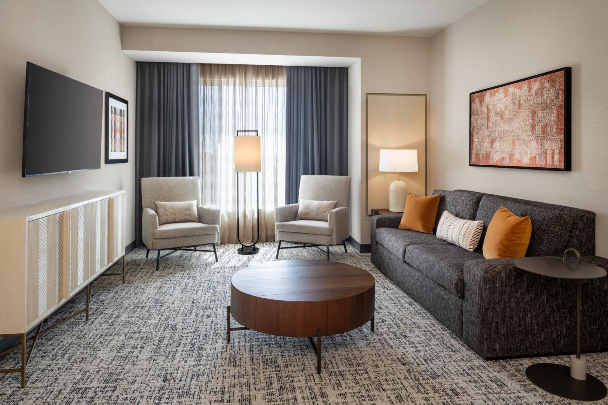 Delta Hotels By Marriott Wichita Falls Convention Center 외부 사진
