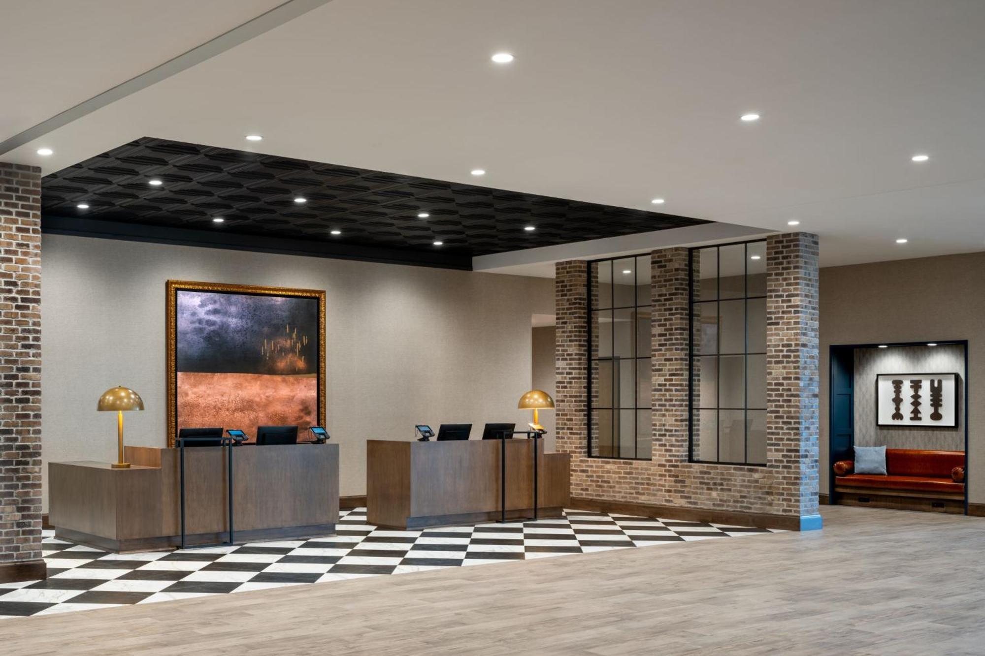 Delta Hotels By Marriott Wichita Falls Convention Center 외부 사진