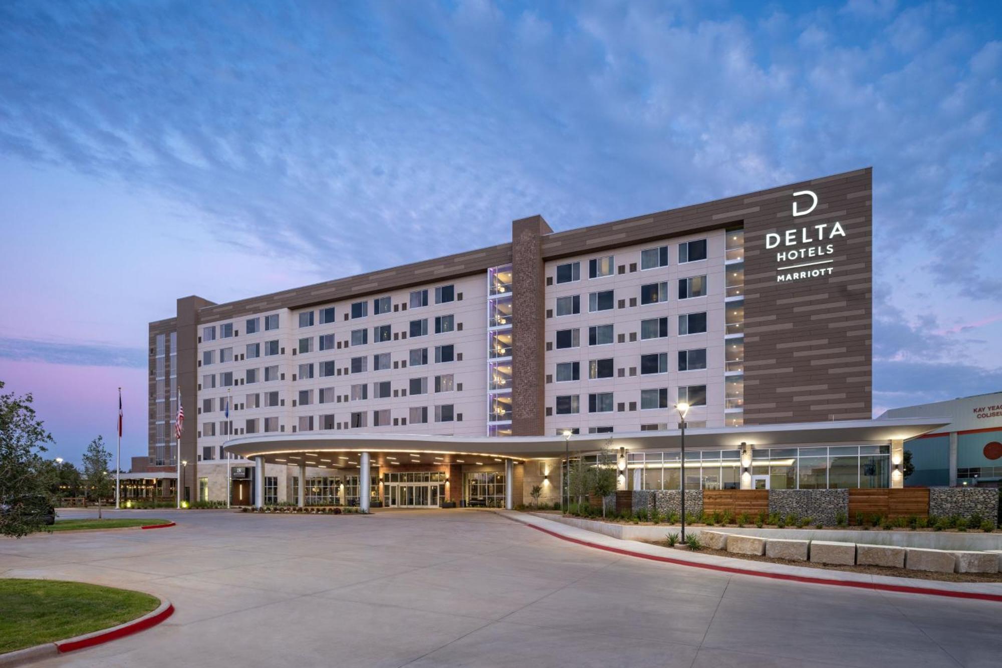 Delta Hotels By Marriott Wichita Falls Convention Center 외부 사진