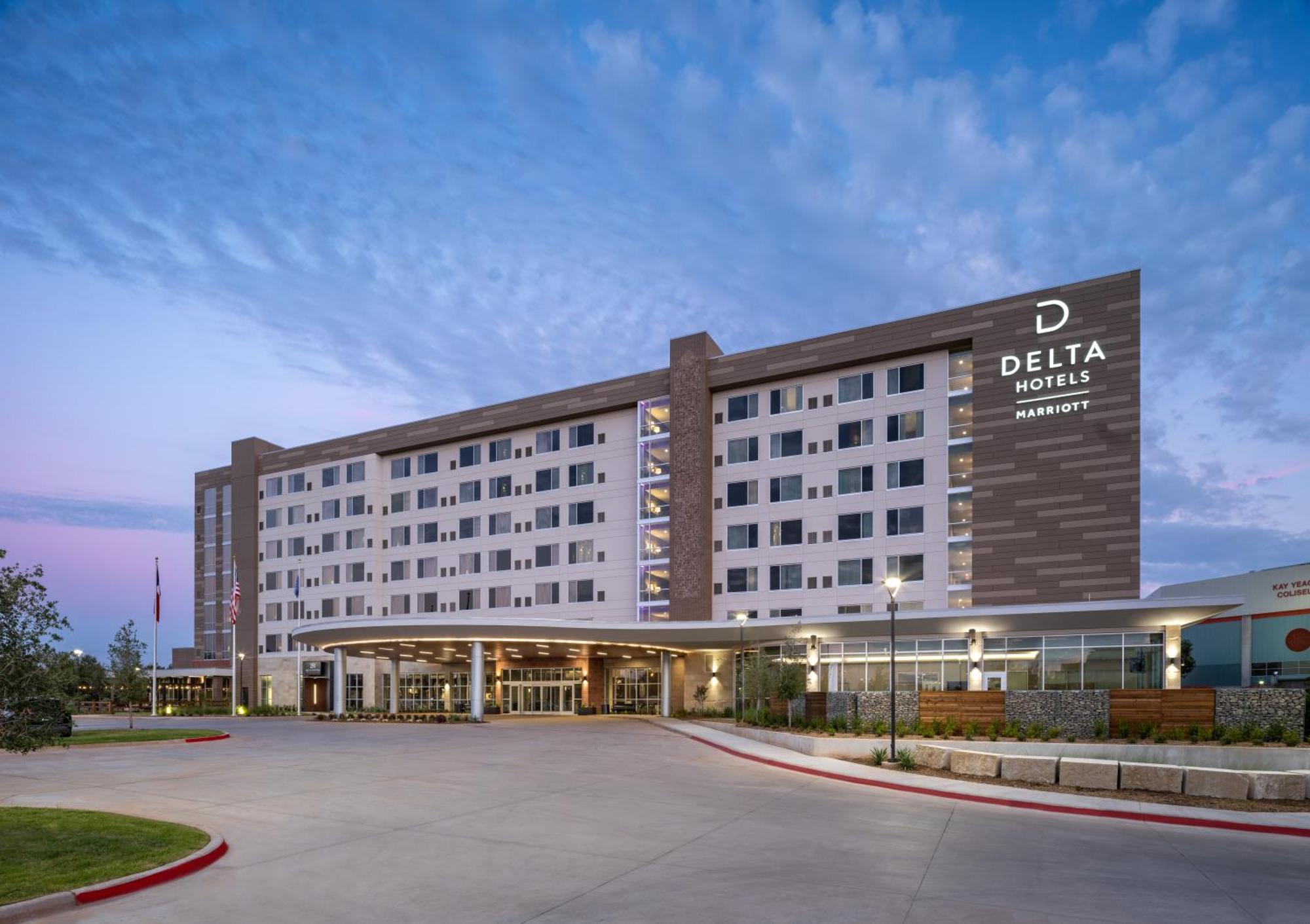 Delta Hotels By Marriott Wichita Falls Convention Center 외부 사진