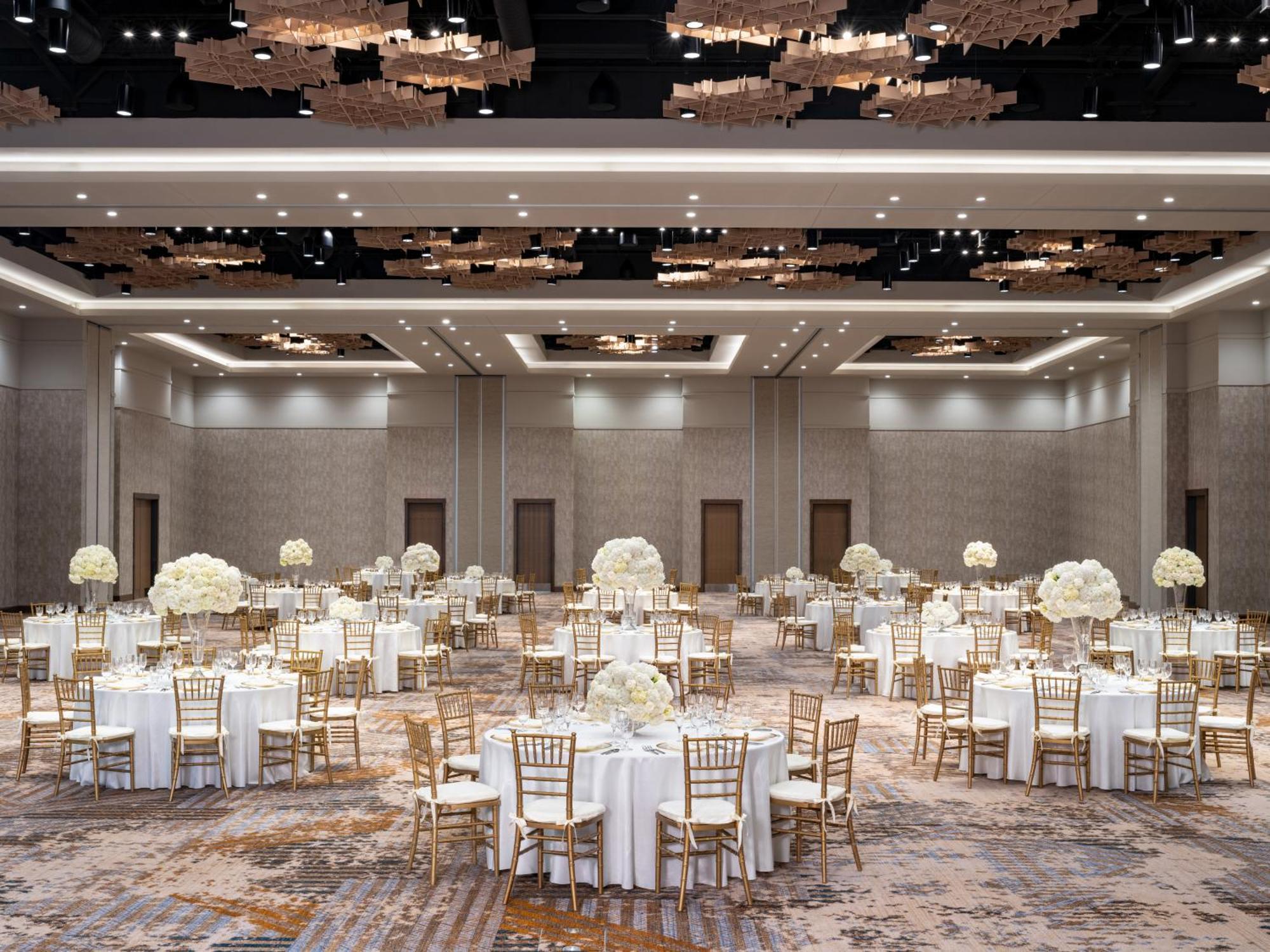 Delta Hotels By Marriott Wichita Falls Convention Center 외부 사진