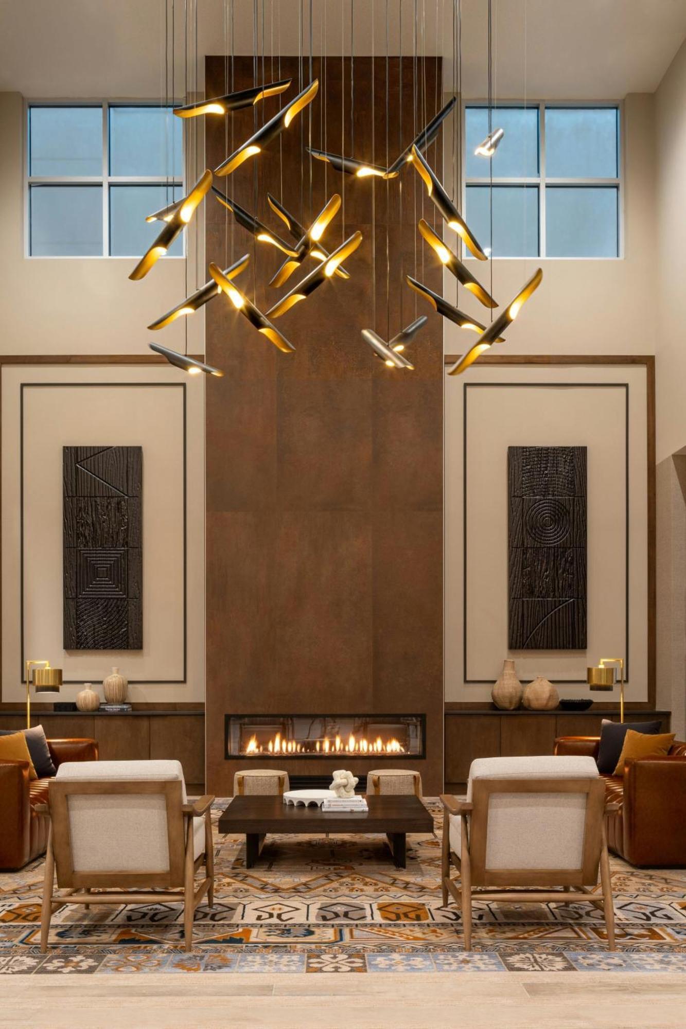 Delta Hotels By Marriott Wichita Falls Convention Center 외부 사진
